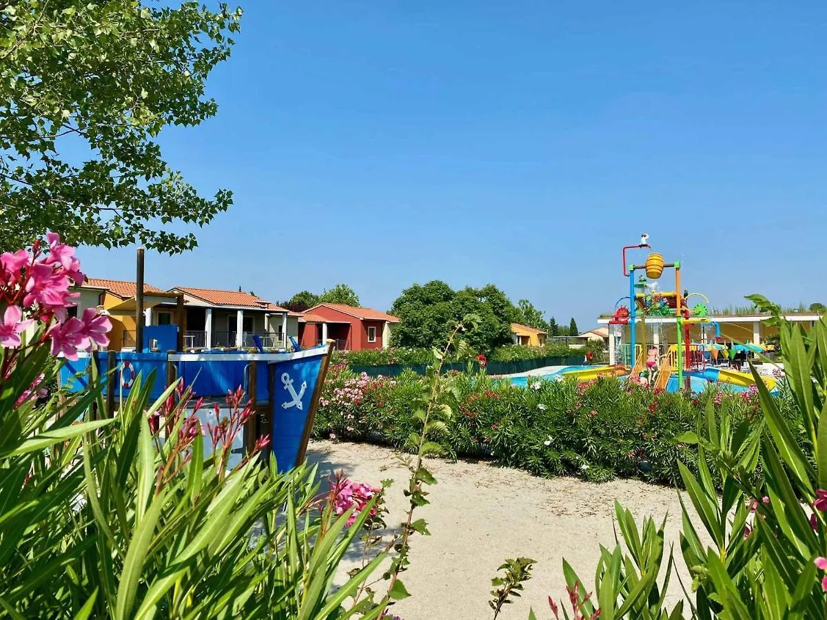 Apartments In Castelnuovo Del Garda 22107 Italien