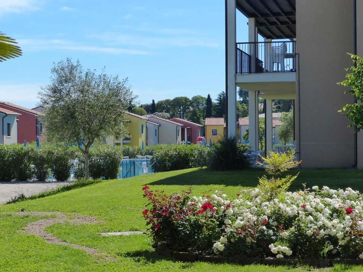Apartments In Castelnuovo Del Garda 22107