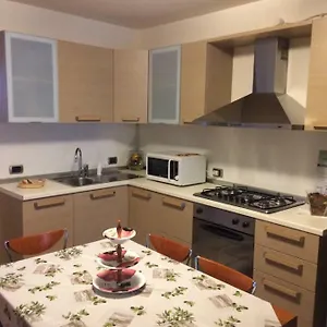 Locazione Turistica Lea Castelnuovo del Garda