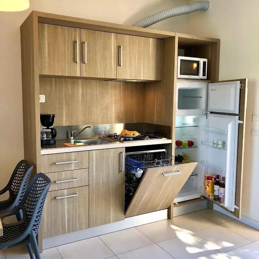 Apartments In Castelnuovo Del Garda 22107 Italy