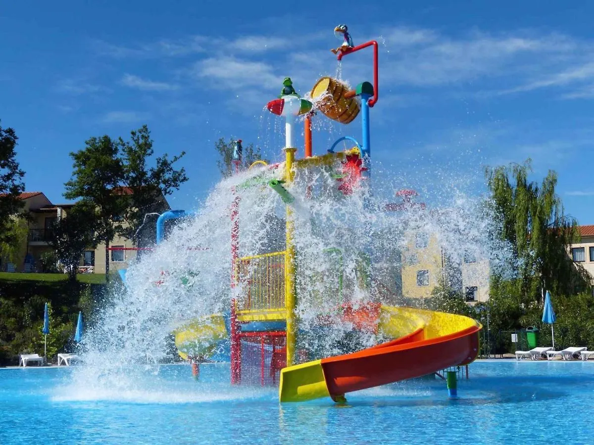 Apartments In Castelnuovo Del Garda 22107 Italy