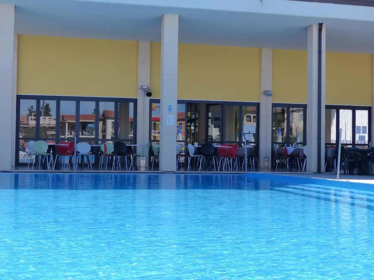 Apartments In Castelnuovo Del Garda 22107